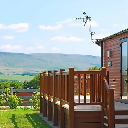 Wild Rose 2* Colby (Cumbria)