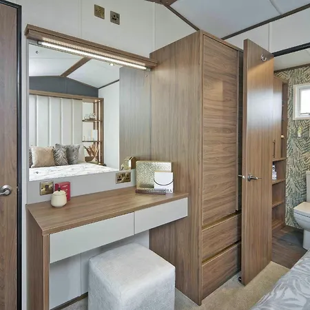 Wild Rose Holiday Park 2*